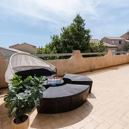 Familiale Spacieuse A Narbonne-plage Pour 6 Pers, Parking Prive, Animaux Admis - Fr-1-409-194 Villa *