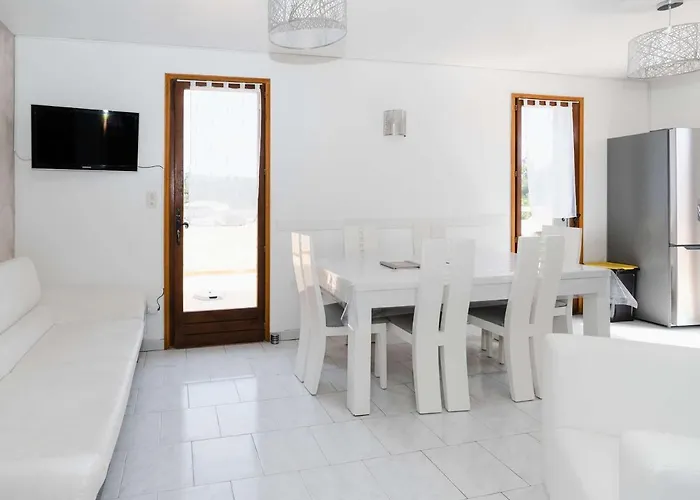 Βίλα Familiale Spacieuse A Narbonne-plage Pour 6 Pers, Parking Prive, Animaux Admis - Fr-1-409-194