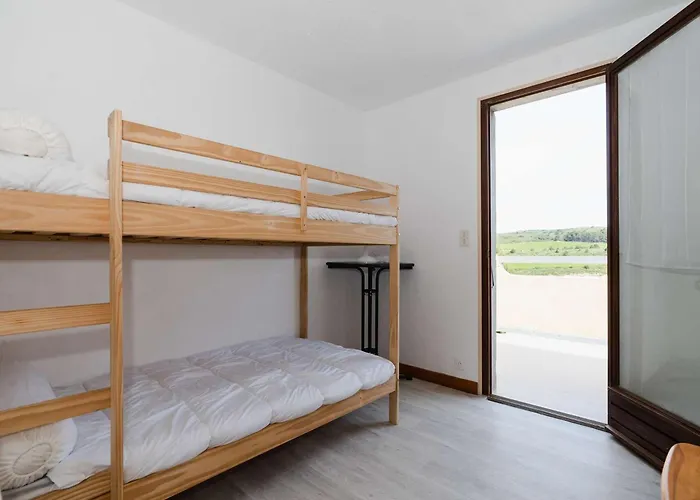 Familiale Spacieuse A Narbonne-plage Pour 6 Pers, Parking Prive, Animaux Admis - Fr-1-409-194